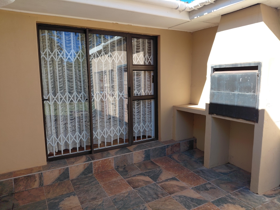 3 Bedroom Property for Sale in Vanes Estate Eastern Cape